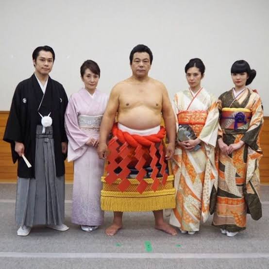 「このカッコイイ力士、なんて名前?」→「うちの父です」 秋元梢の回答に驚き「本人がwww」