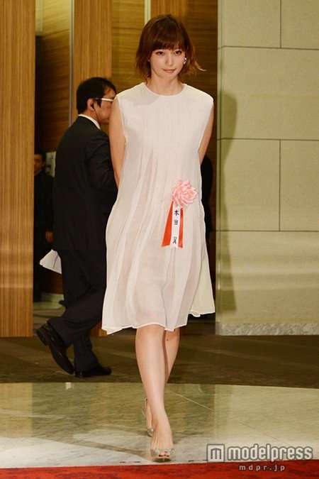 本田翼　1日7人のスカウトマンに勧誘された伝説　真相聞いた佐藤仁美「すごい！素晴らしい」