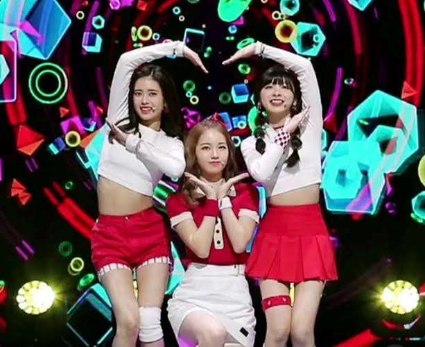 NiZiU、12日新曲「ASOBO」発売　MAKO「