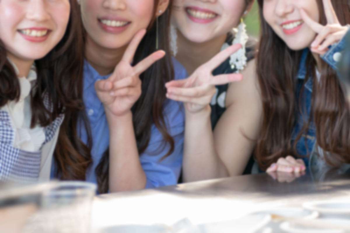六本木「パパ活ビル」の実態。バイト感覚の女子大生、上場企業の経営者たちが入り浸る