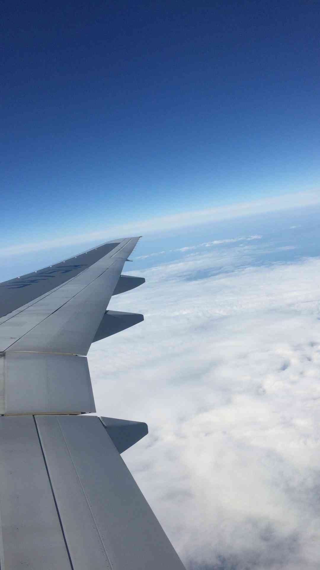 フォルダにある空の写真を見せてください