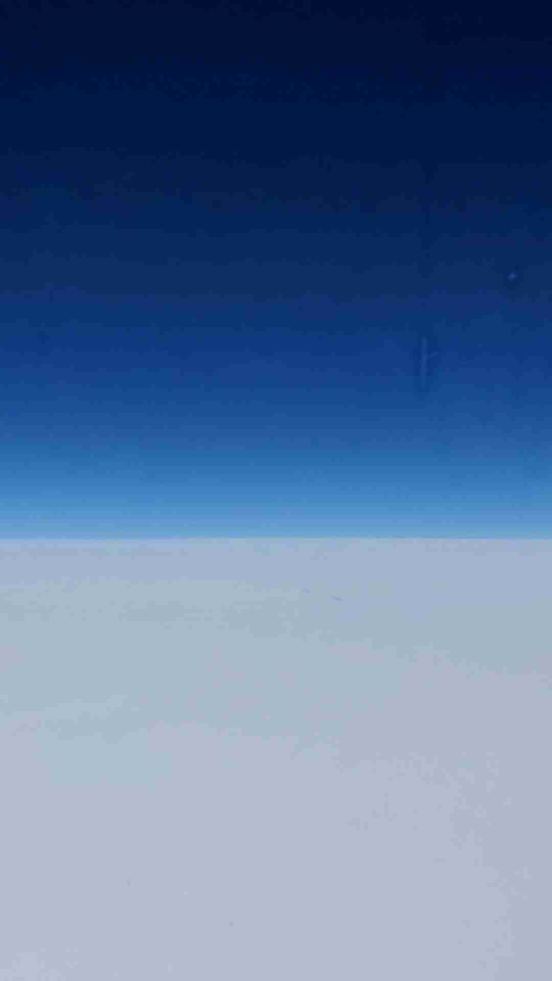 フォルダにある空の写真を見せてください