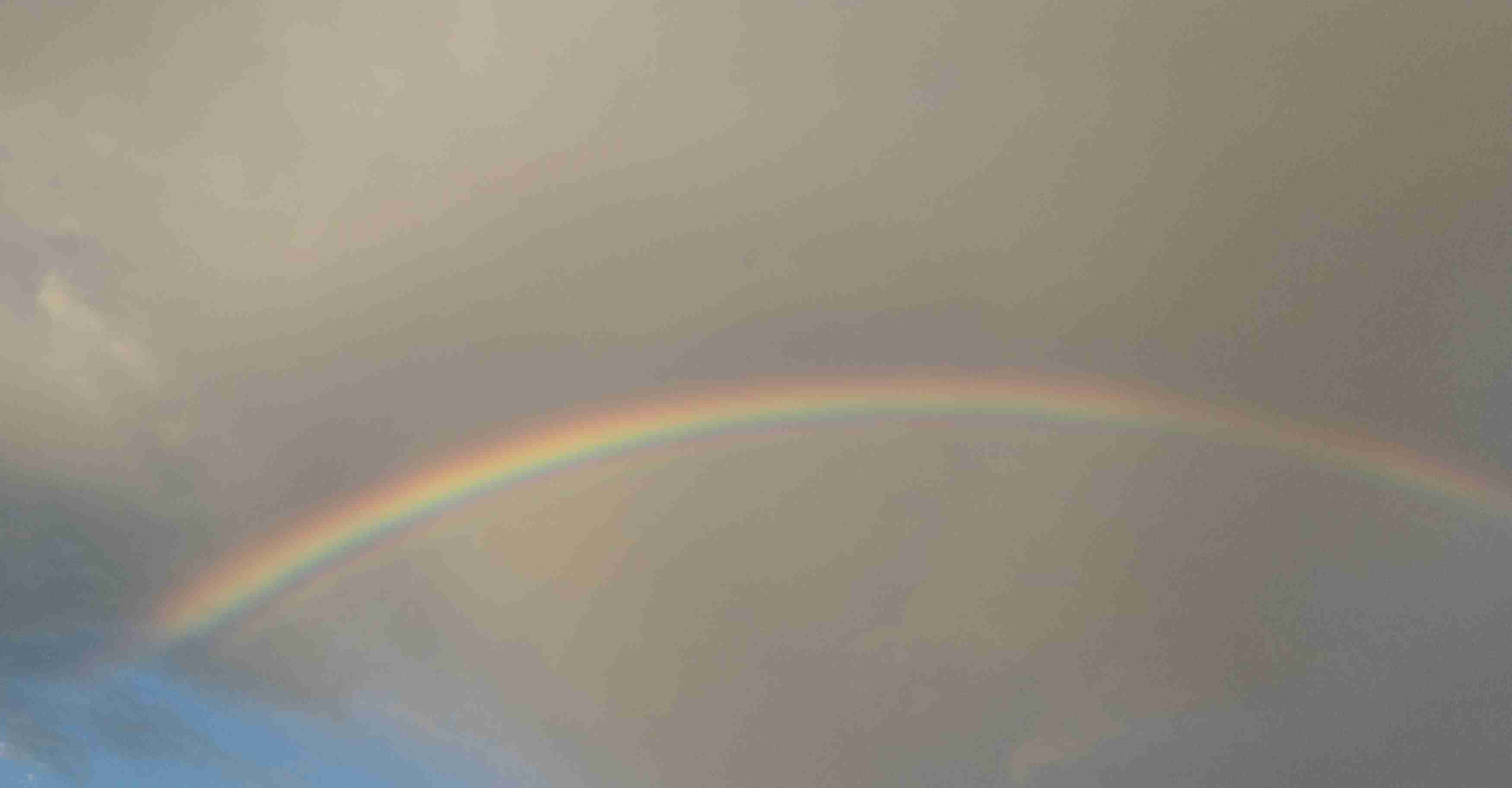 フォルダにある空の写真を見せてください