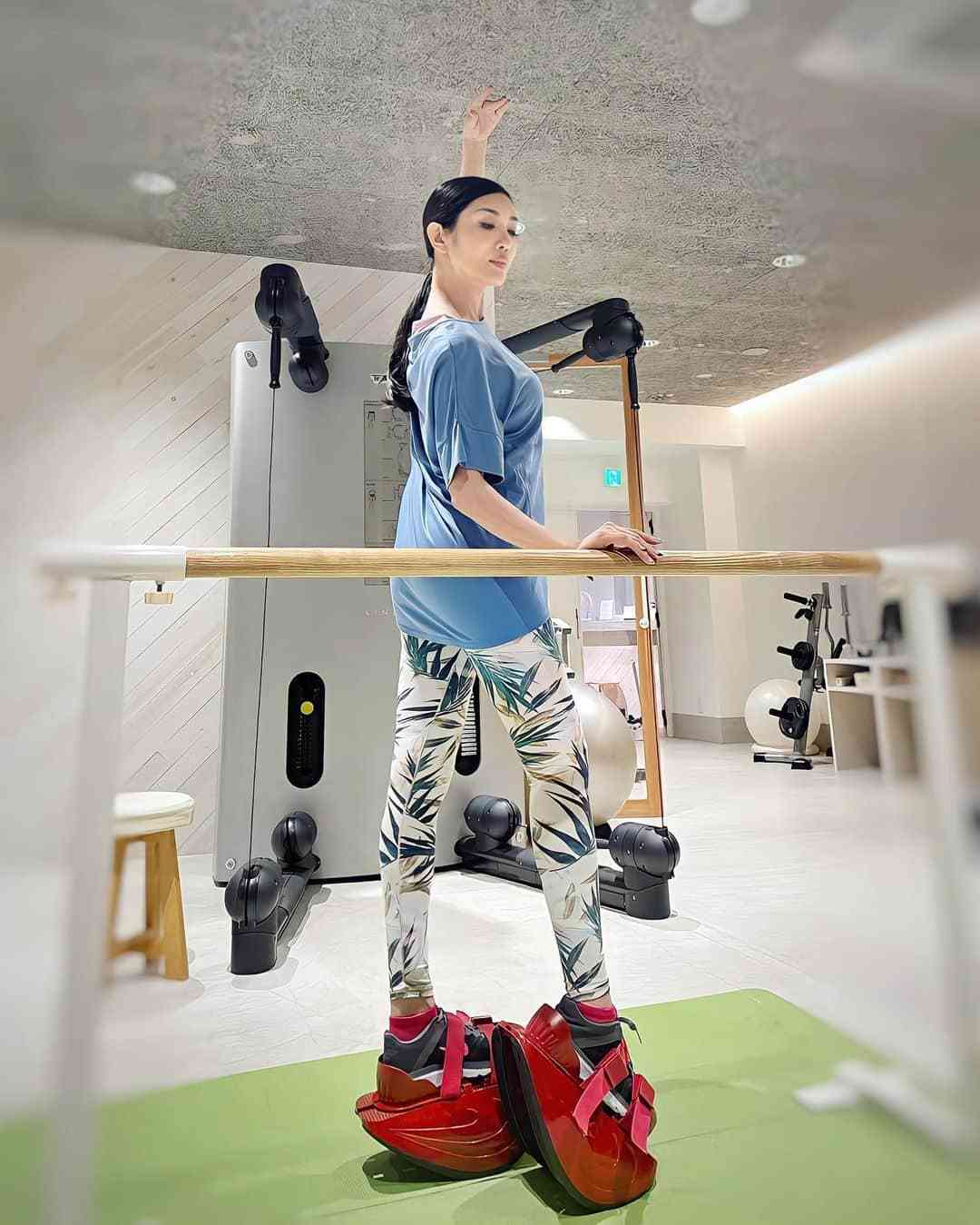 骨盤矯正に通っている人教えてください