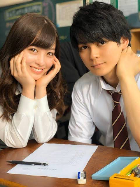吉岡里帆＆眞栄田郷敦“ゼロ距離”ハグカット公開「ar」史上初カップル表紙