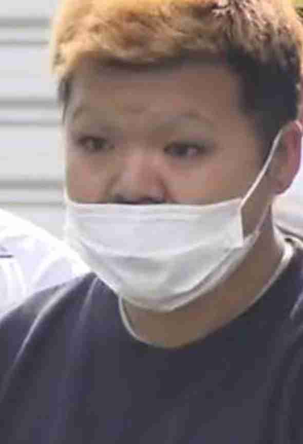 「買ったニンジン腐ってた」スーパー店員に500万円要求か 20代の男女逮捕