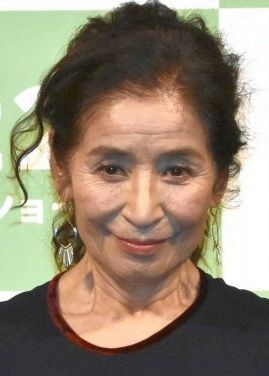 長谷川京子、43歳の超ミニ！  美脚な私服姿に反響「美人で美脚、言う事なし」「唇がセクシー」