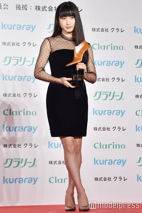 骨格ストレートだけど女性らしさを出したい
