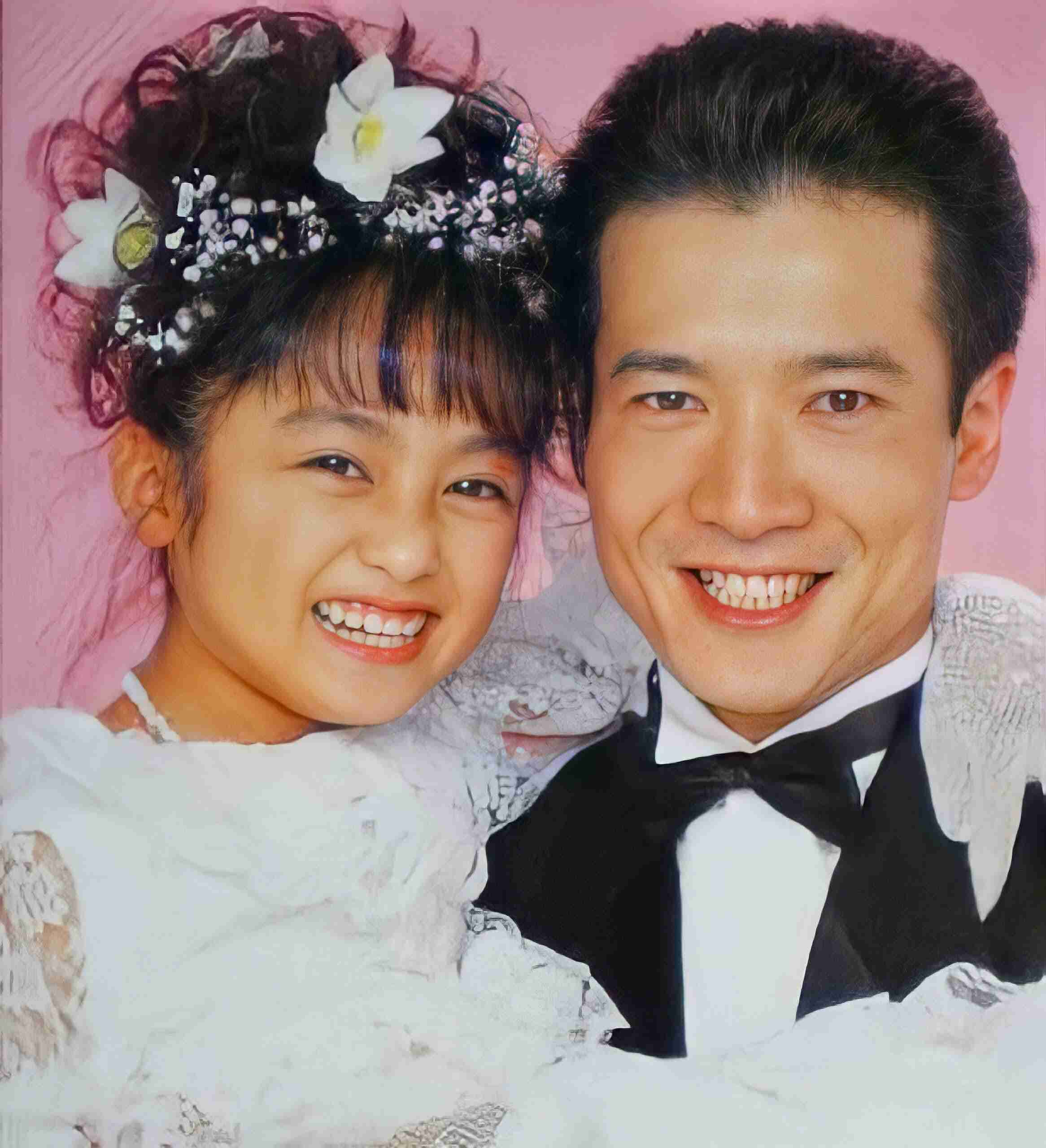 “奇跡の40歳”安達祐実「ほうれい線も深くなりましたけれど…」 変わらない愛らしさ&美しさを披露