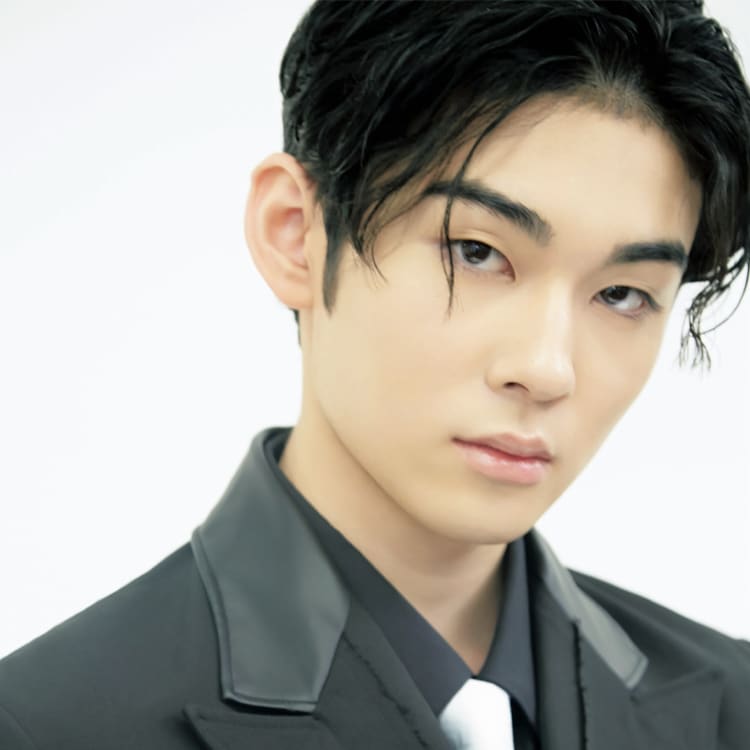 羽生結弦の“最新ショット”織田信成が投稿　世界中のファン興奮「So happy to see YUZU」