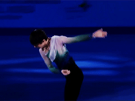 羽生結弦の“最新ショット”織田信成が投稿　世界中のファン興奮「So happy to see YUZU」