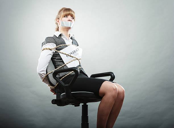 職場の休憩時間に拘束されて困ってます