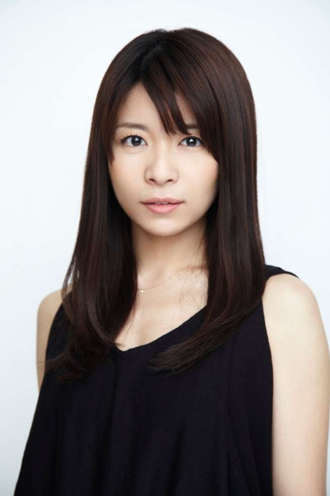 36歳「マナカナ」の最新ショットが「仲良くて美しい」！三倉茉奈の1歳娘＆佳奈の長女も公開
