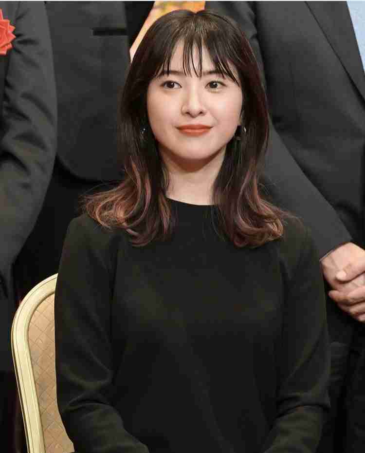 吉高由里子さんのメイクを研究したい