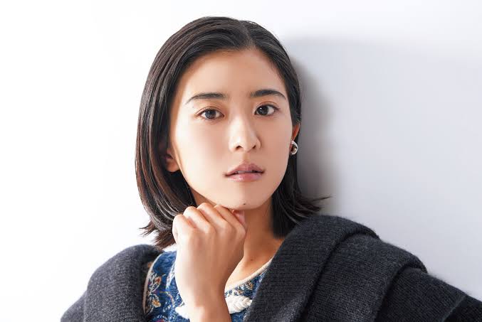 道枝駿佑「金田一少年の事件簿」視聴率大苦戦…歴代ジャニーズファンがマウント合戦！