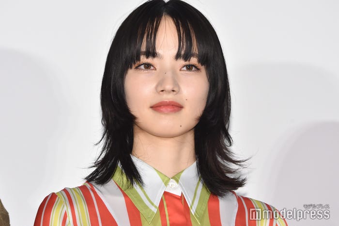 菅田将暉、久々短髪に 長髪からバッサリイメチェンで話題「軽くなりました」