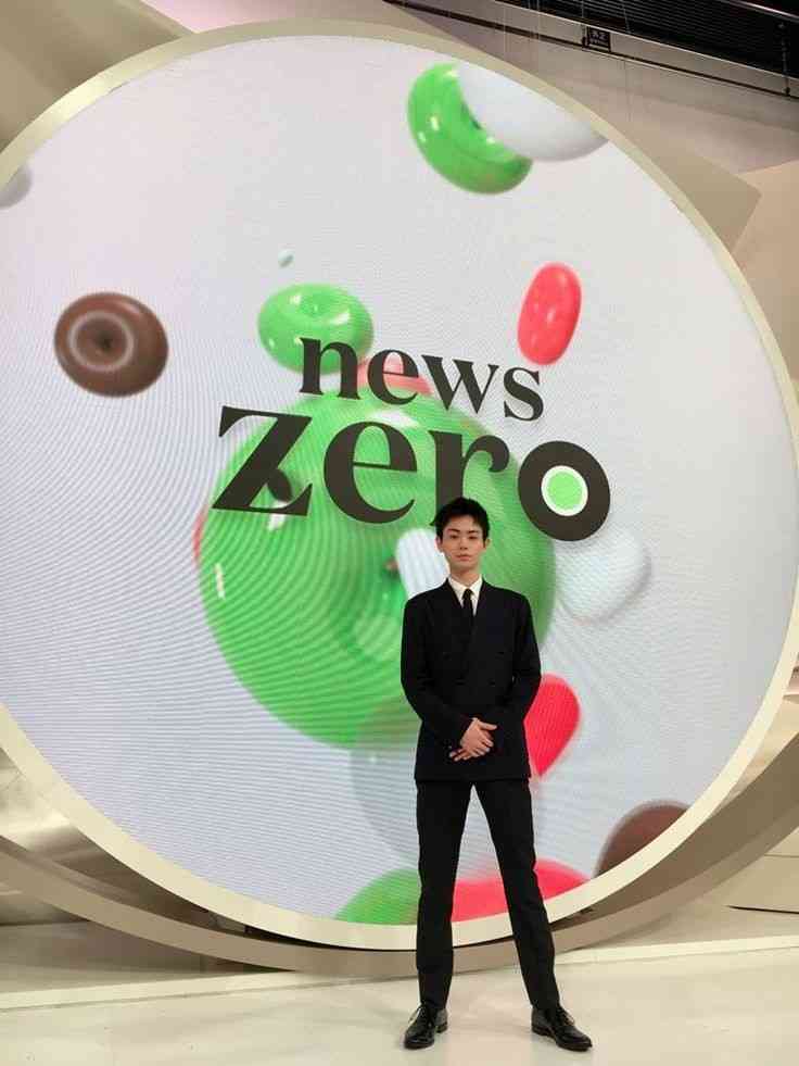 菅田将暉、久々短髪に 長髪からバッサリイメチェンで話題「軽くなりました」