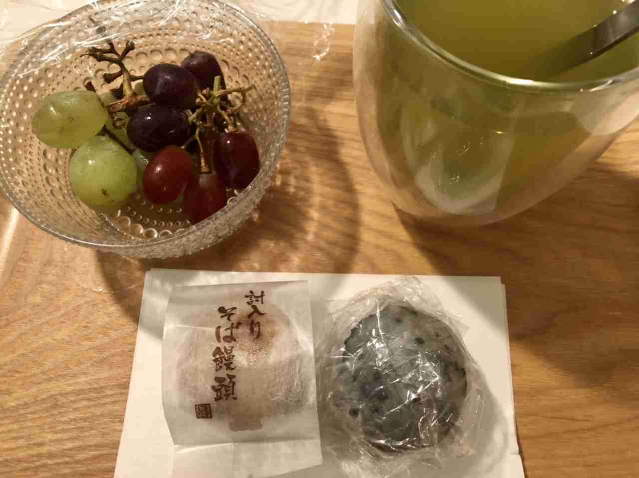 一人飲みしている方、写真見せて