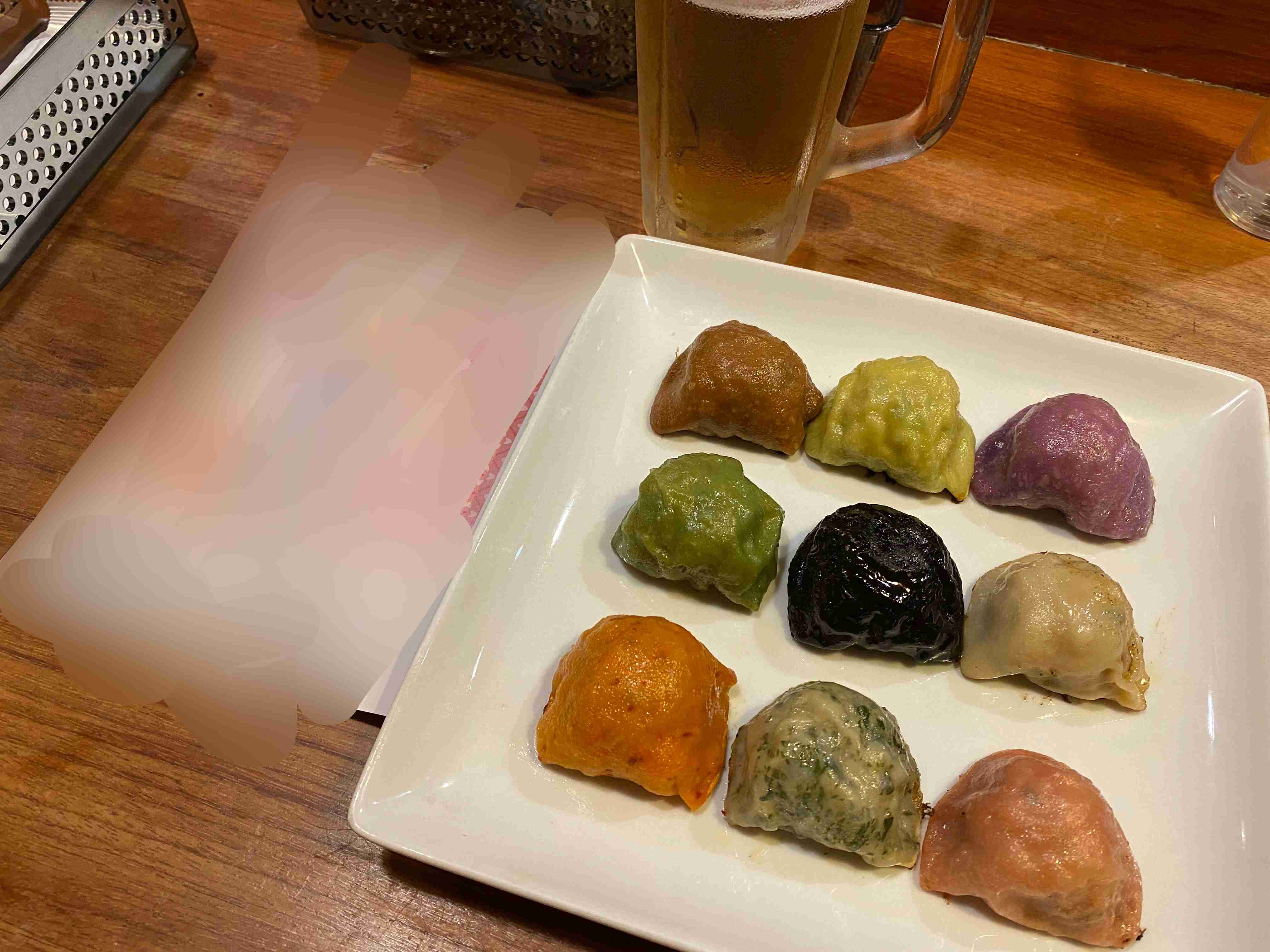 一人飲みしている方、写真見せて