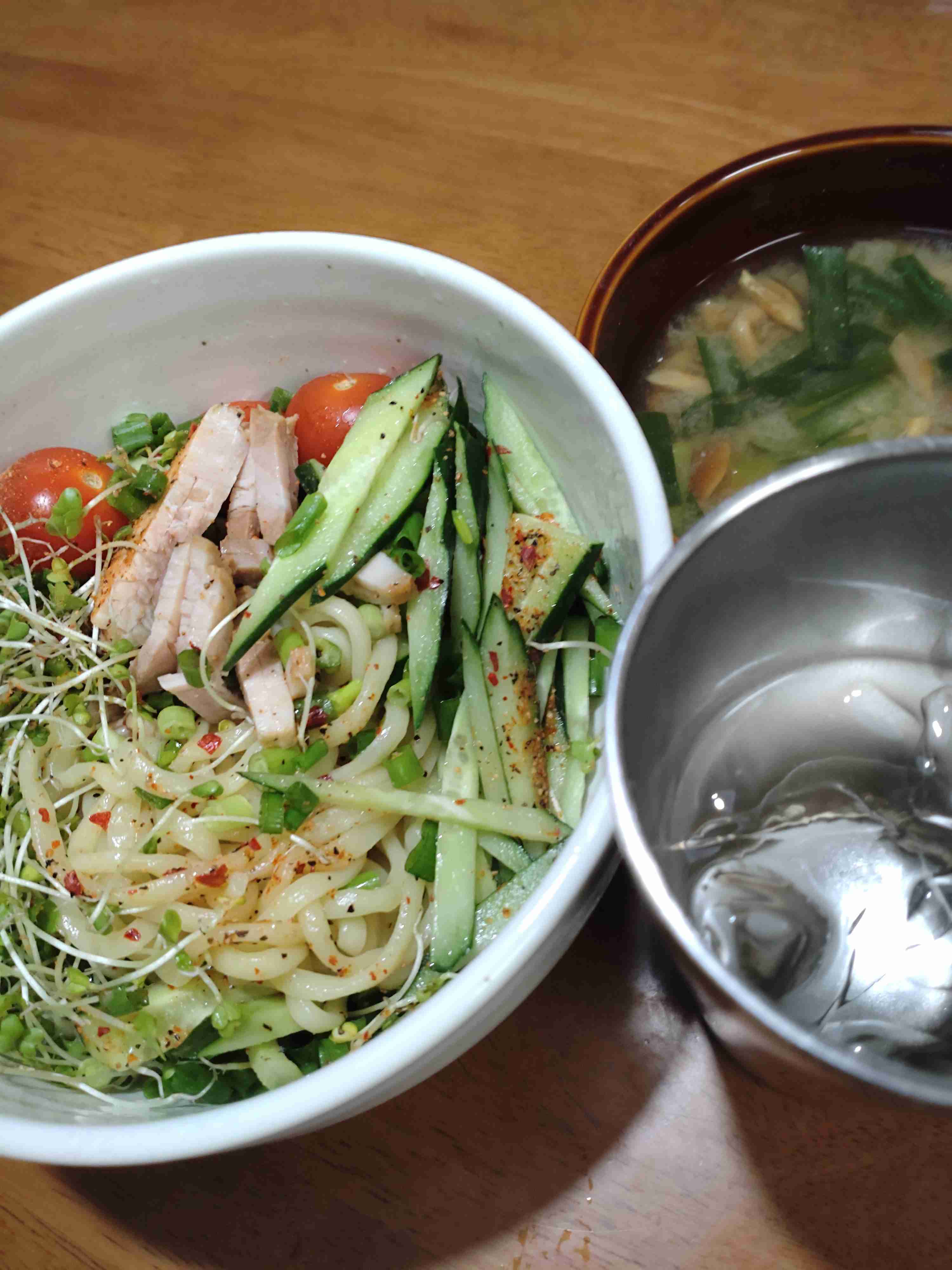 一人飲みしている方、写真見せて