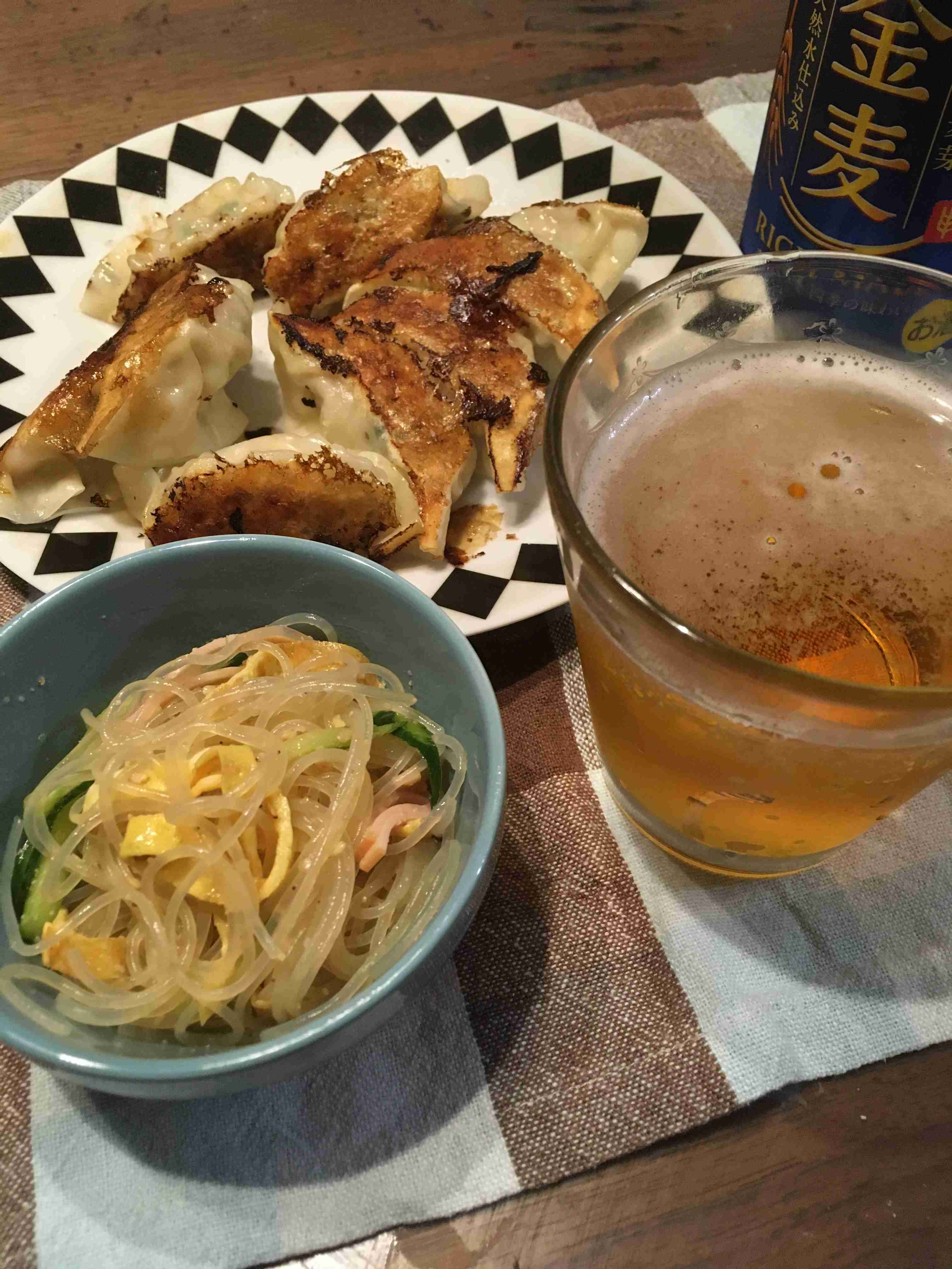 一人飲みしている方、写真見せて