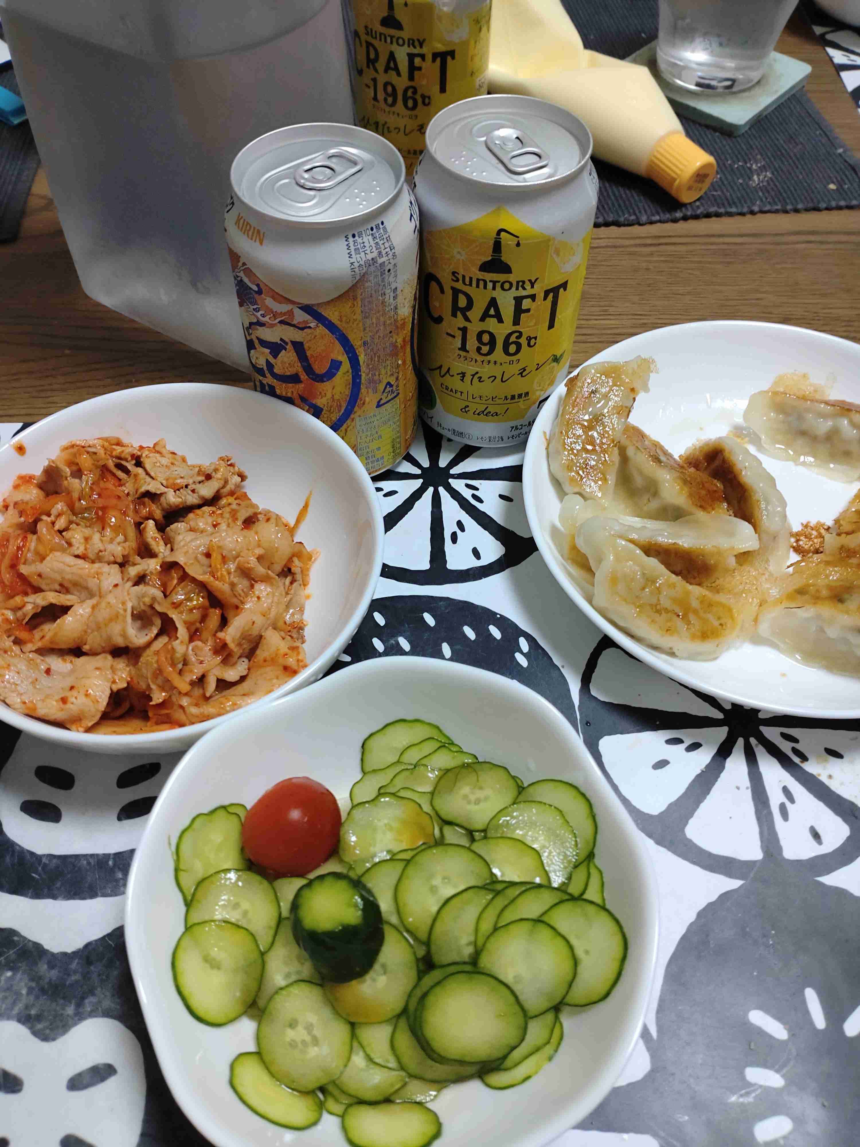 一人飲みしている方、写真見せて