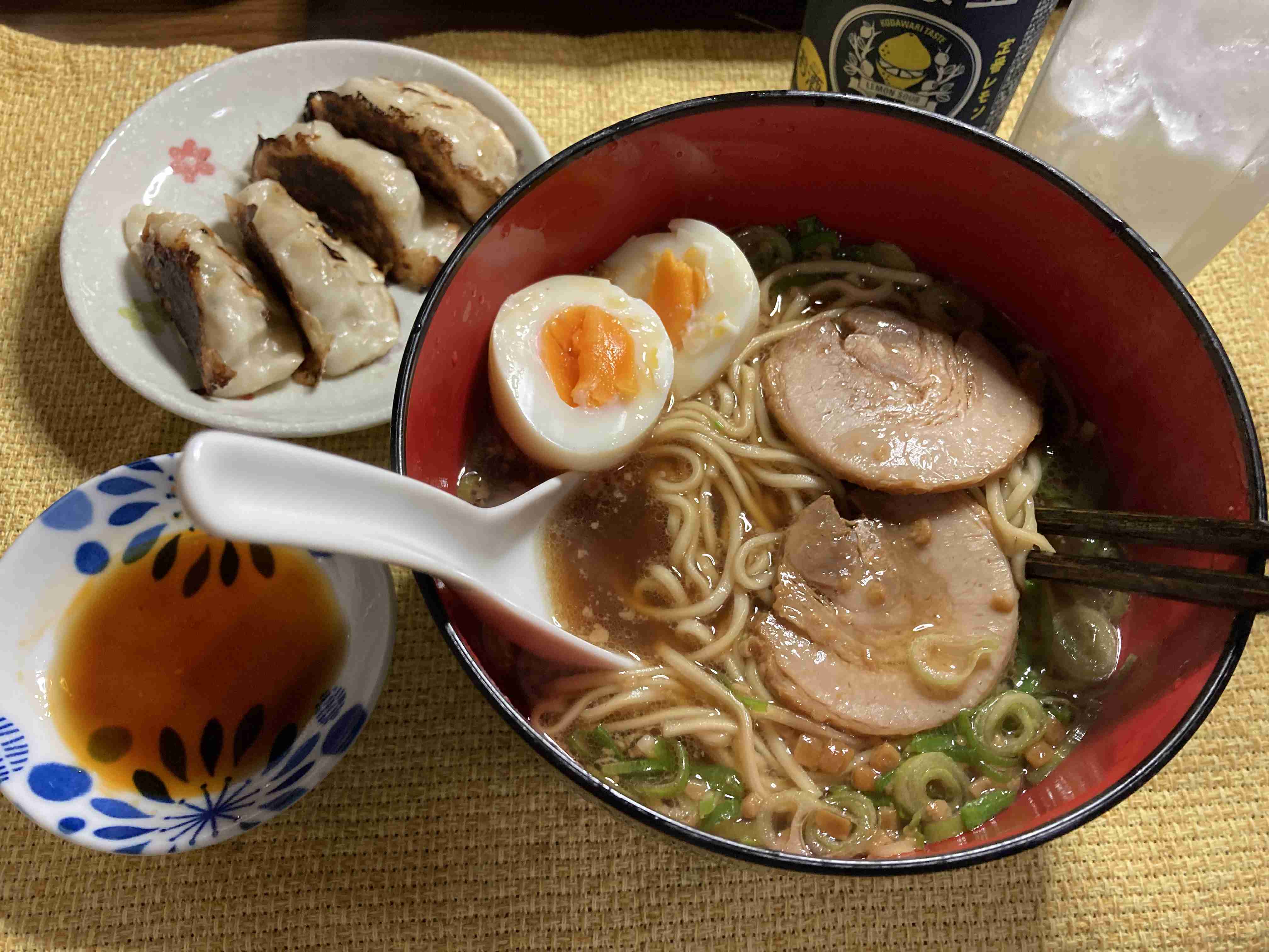 一人飲みしている方、写真見せて