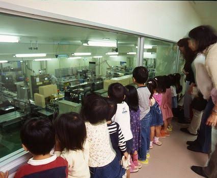 小学校のときに好きだった行事ランキング！ 2位は「社会科見学」、1位は？