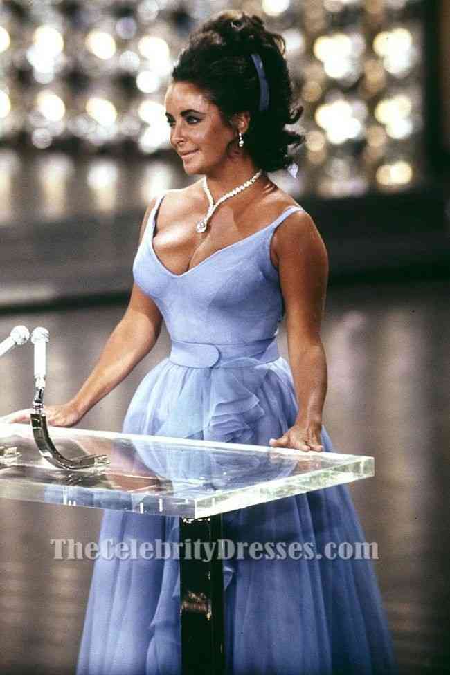 アラフォーの肌見せ服