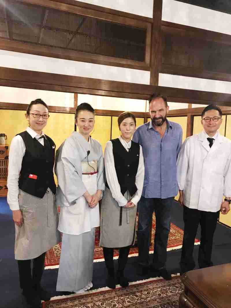 トム・クルーズは「千葉の鰻」を自家用ジェットで取り寄せた！“酒豪芸能人”が愛する逸品つまみ【東日本編】