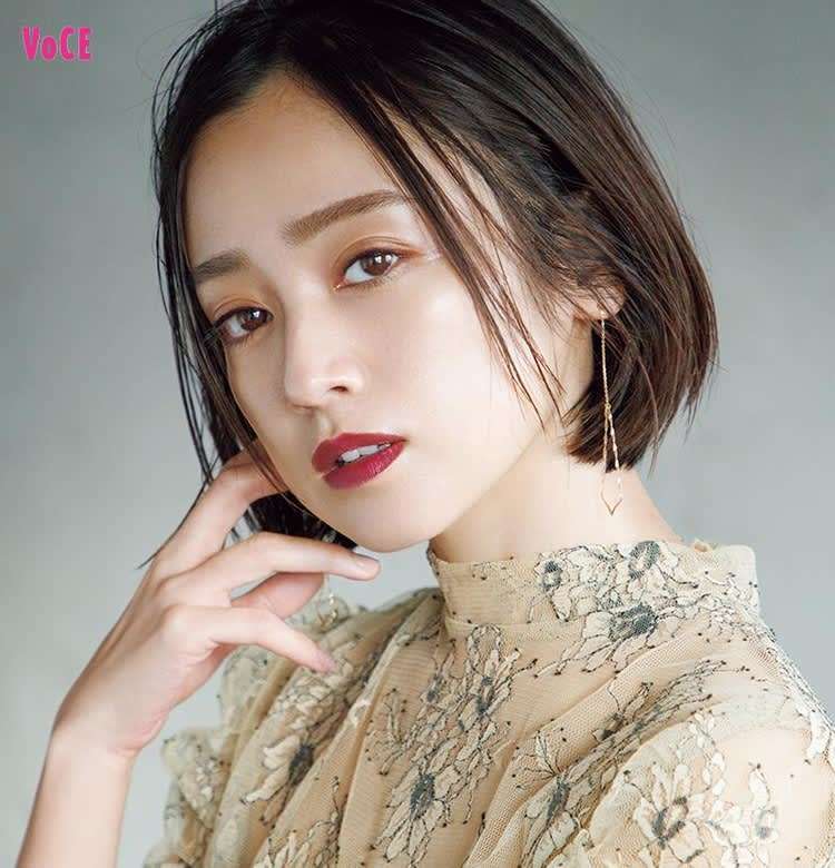 安達祐実、再婚8年目で別居　写真家夫との生活は冷え込み、母親と行動を共に