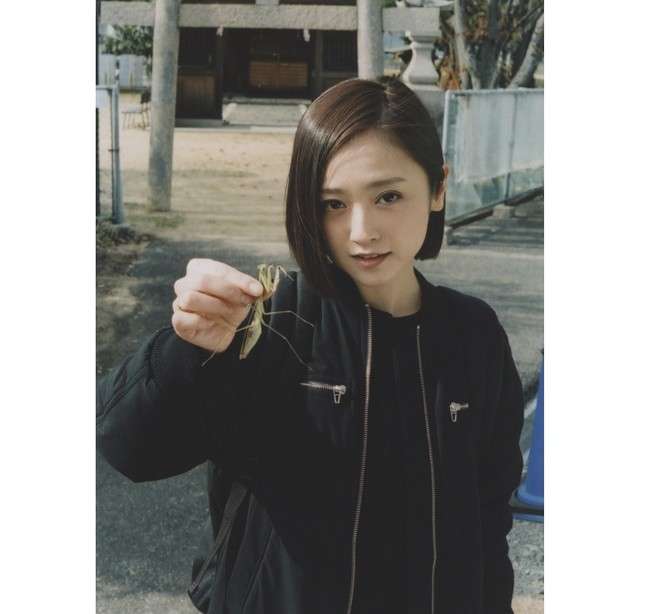 安達祐実、再婚8年目で別居　写真家夫との生活は冷え込み、母親と行動を共に