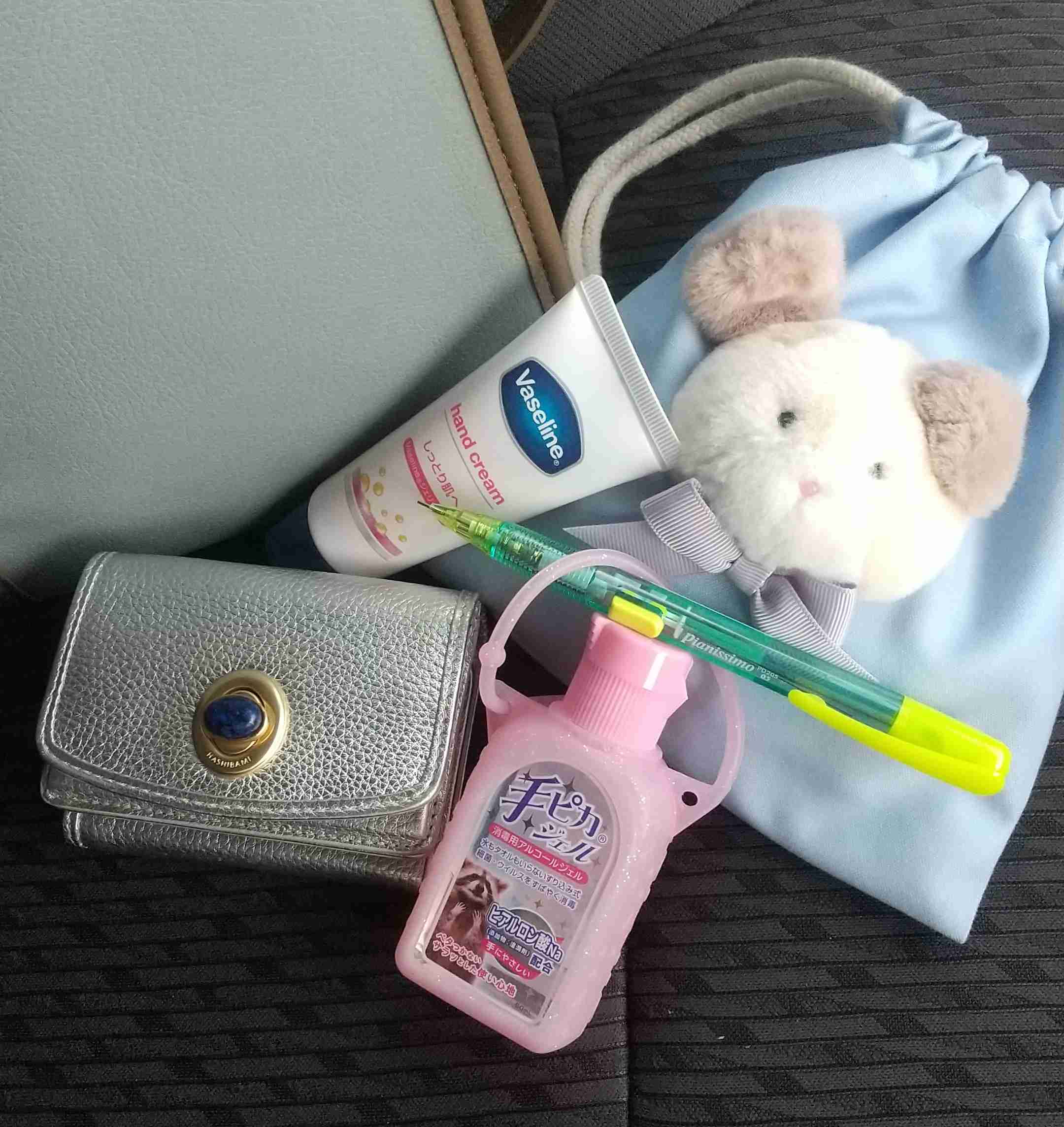 バッグの中身を見せてください【2022初夏】