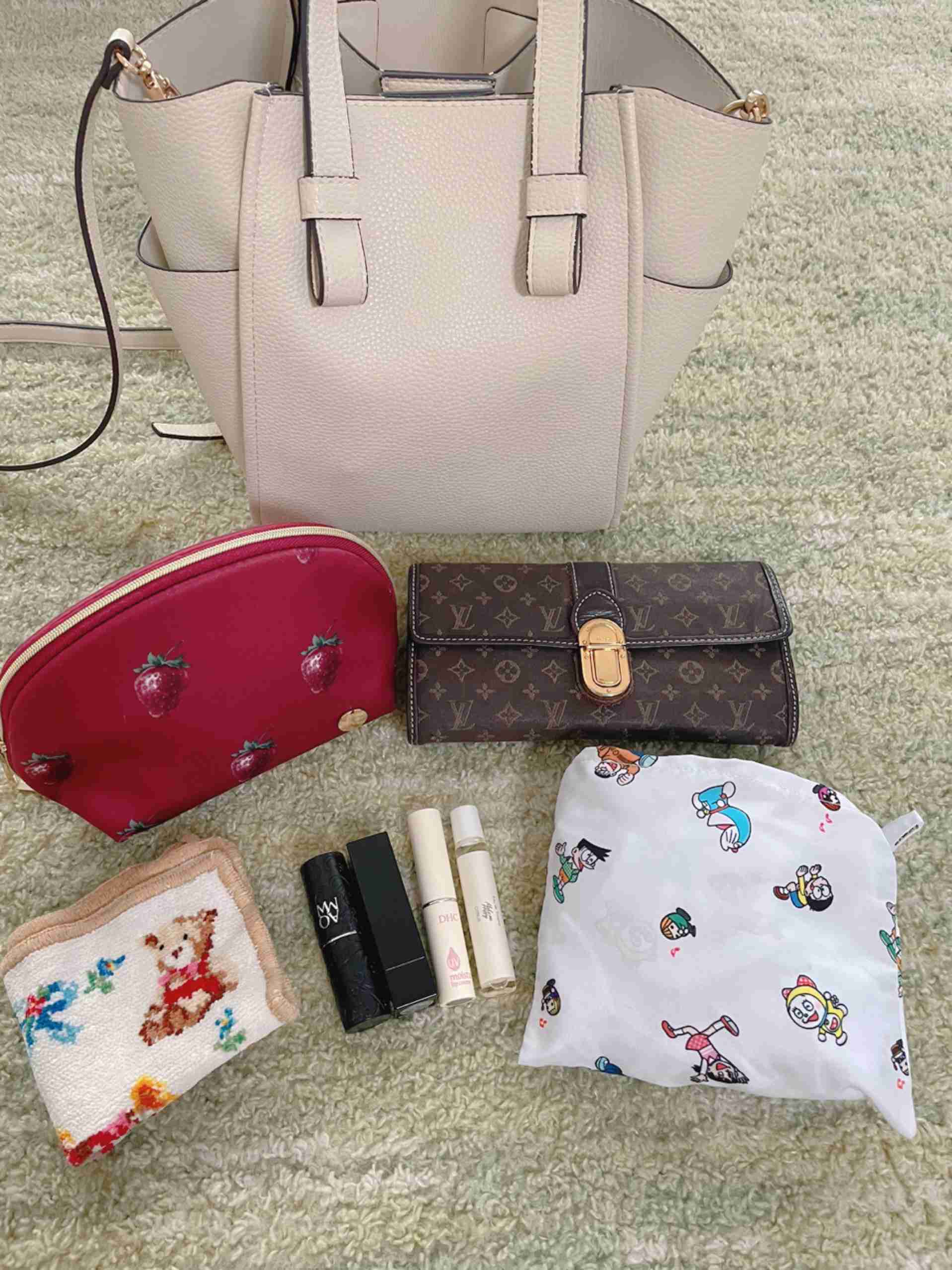 バッグの中身を見せてください【2022初夏】