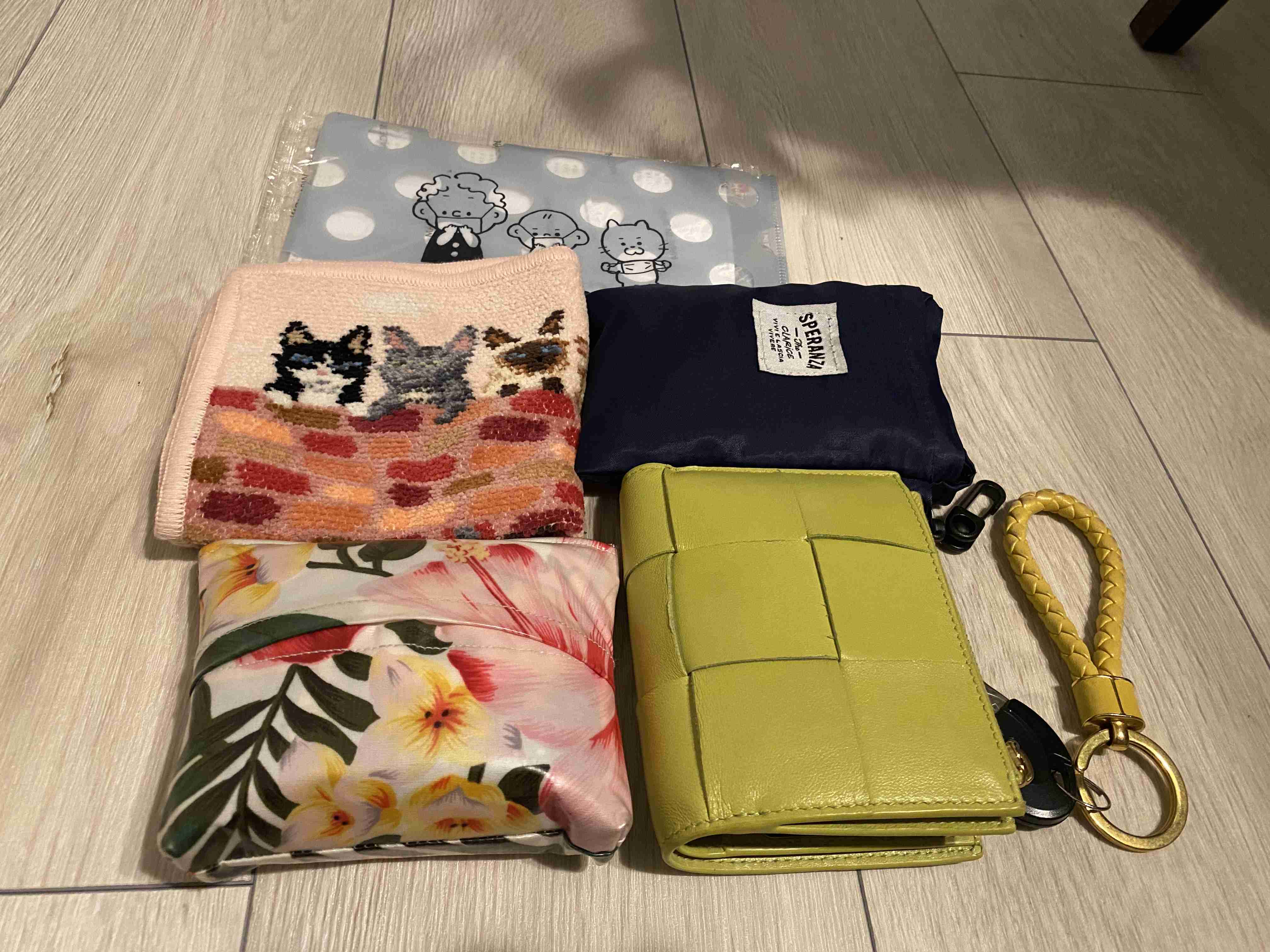 バッグの中身を見せてください【2022初夏】