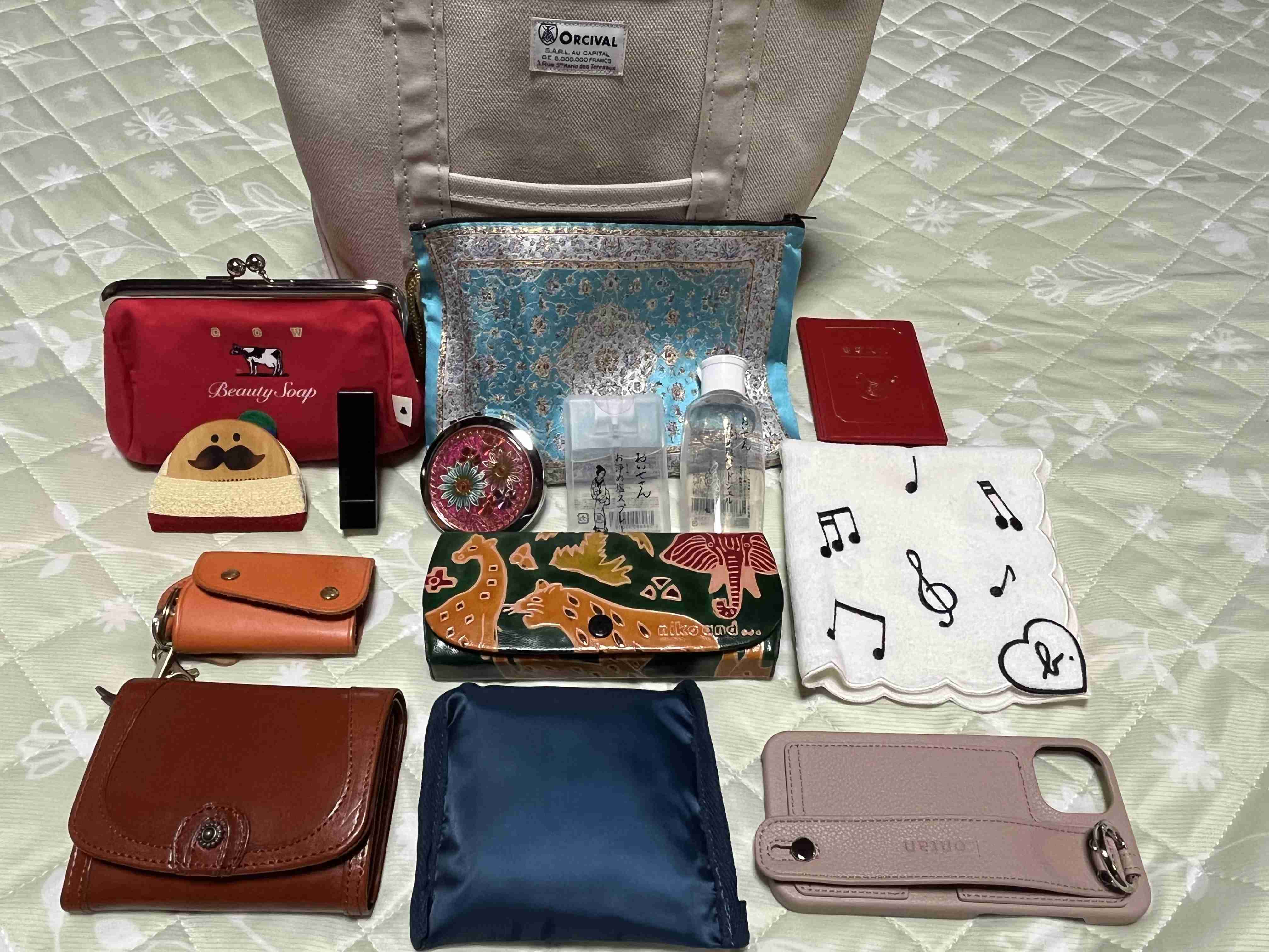 バッグの中身を見せてください【2022初夏】