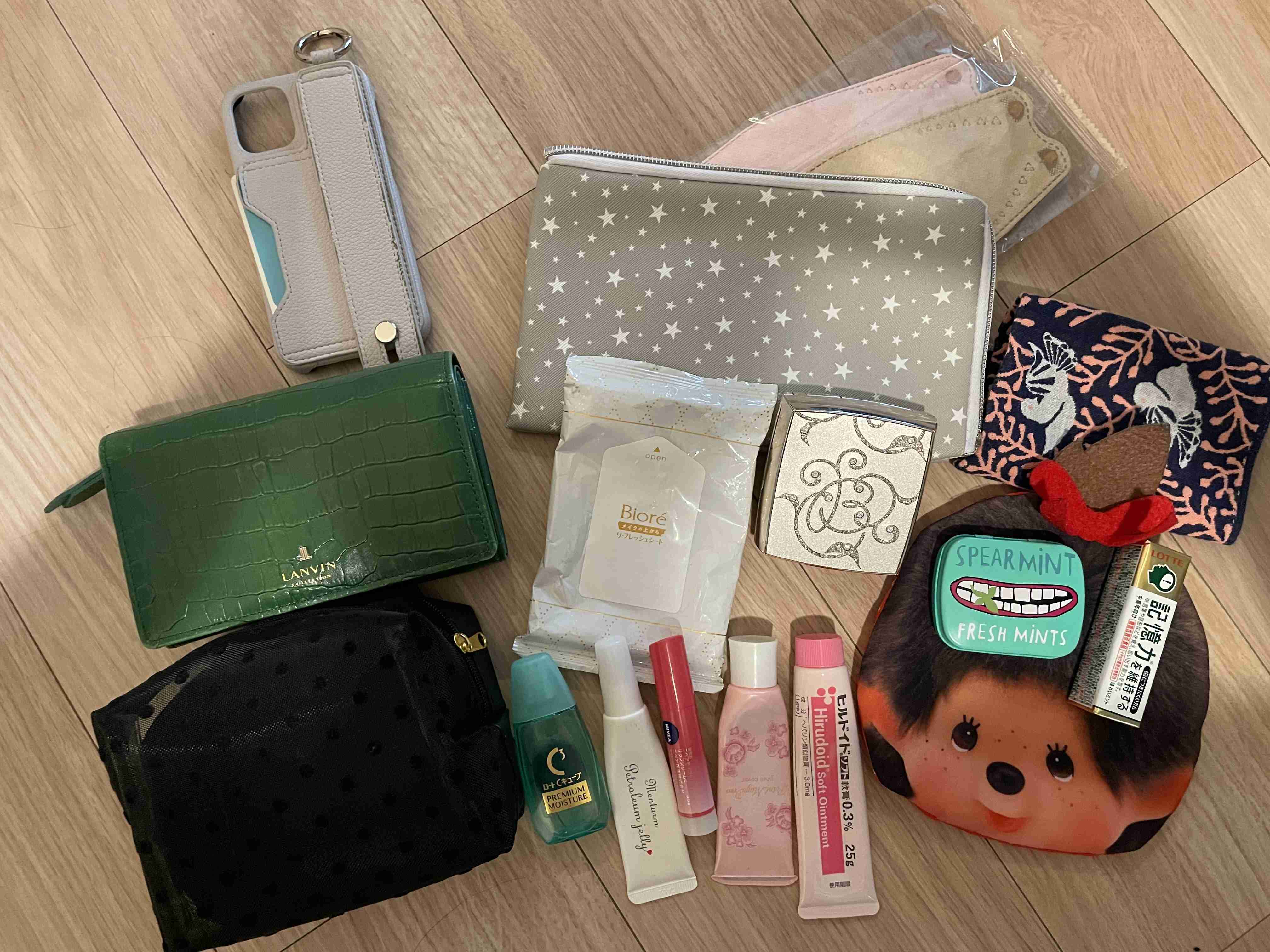 バッグの中身を見せてください【2022初夏】