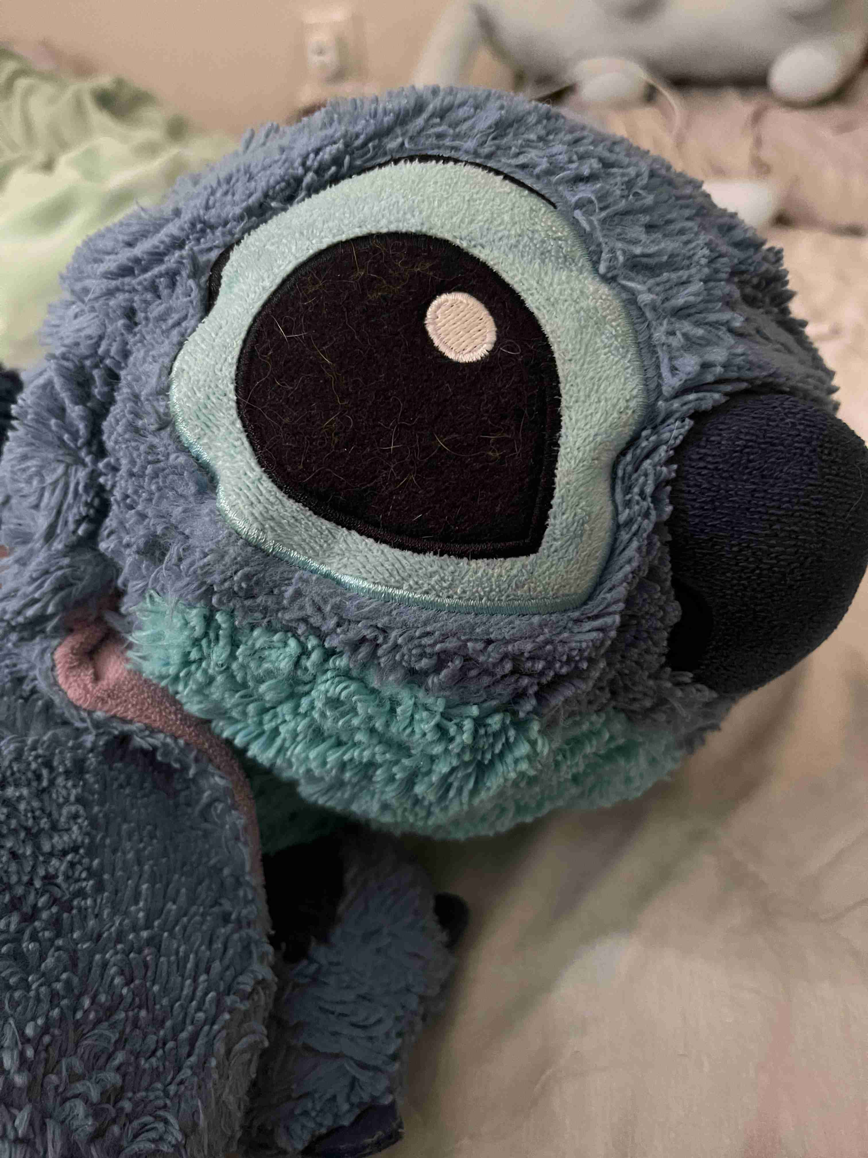 今1番近くにいる目についた人の素敵な所を見つけて何でもいいので褒めてみて！