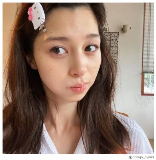 芸能人の自撮りが見たい！