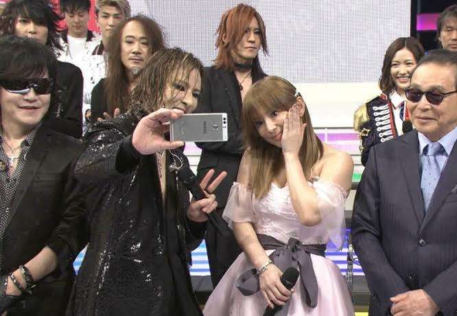 芸能人の自撮りが見たい！