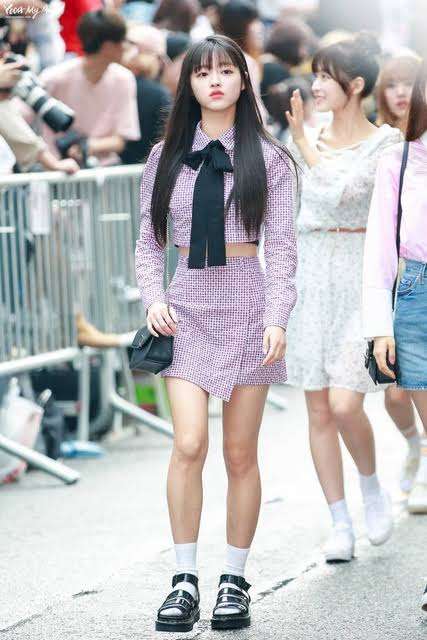 韓国でアイドル活動の宮脇咲良、印象激変の最新ショットが大反響