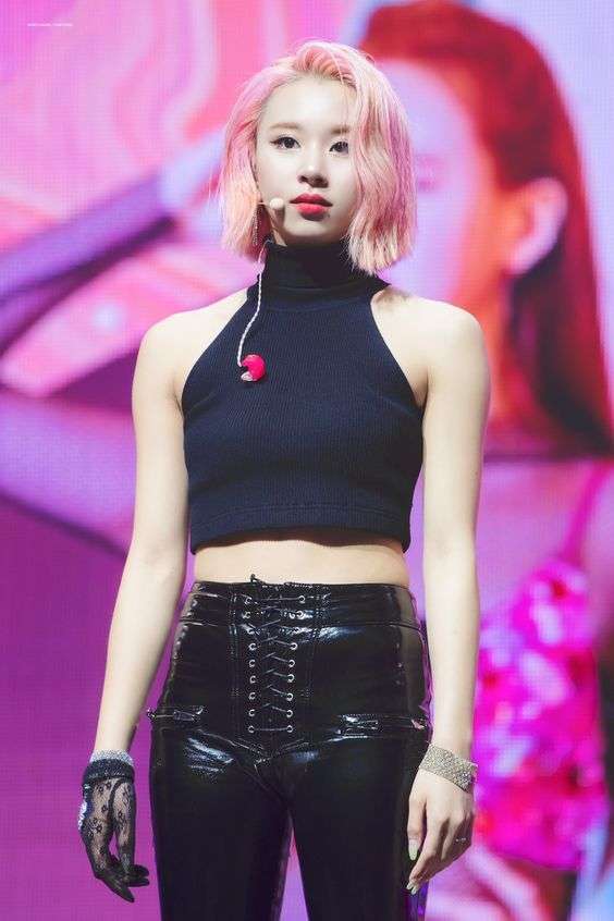 韓国でアイドル活動の宮脇咲良、印象激変の最新ショットが大反響