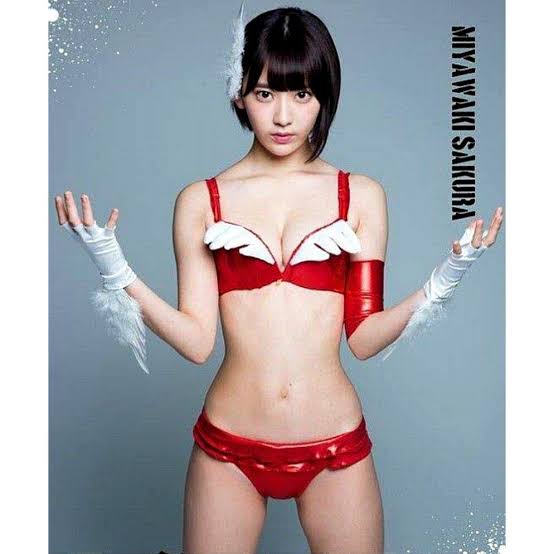 韓国でアイドル活動の宮脇咲良、印象激変の最新ショットが大反響