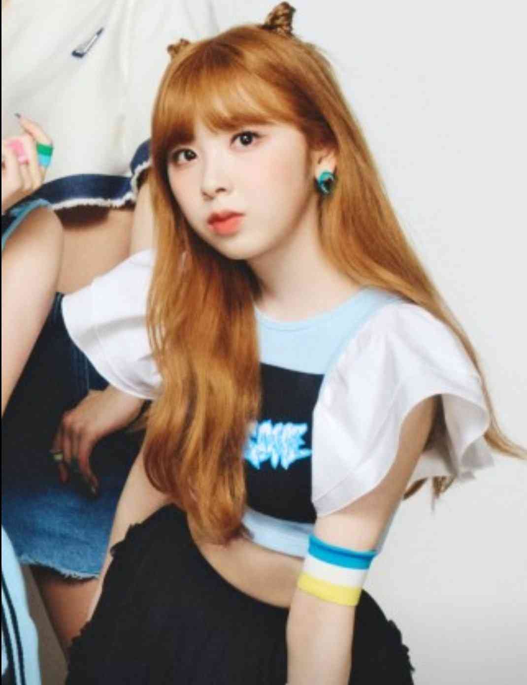 韓国でアイドル活動の宮脇咲良、印象激変の最新ショットが大反響
