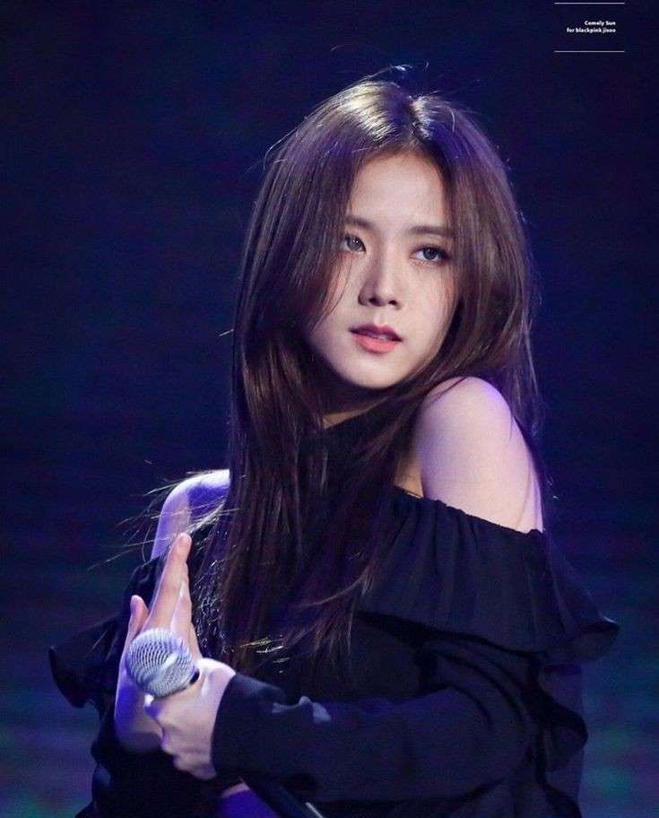 韓国でアイドル活動の宮脇咲良、印象激変の最新ショットが大反響