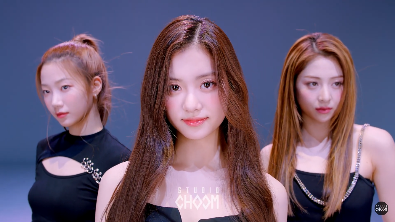 韓国でアイドル活動の宮脇咲良、印象激変の最新ショットが大反響
