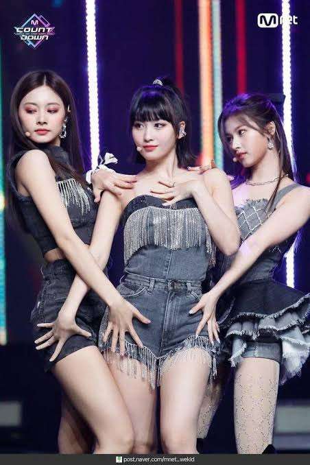 韓国でアイドル活動の宮脇咲良、印象激変の最新ショットが大反響
