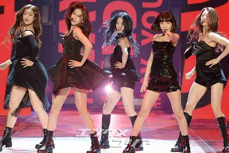 韓国でアイドル活動の宮脇咲良、印象激変の最新ショットが大反響