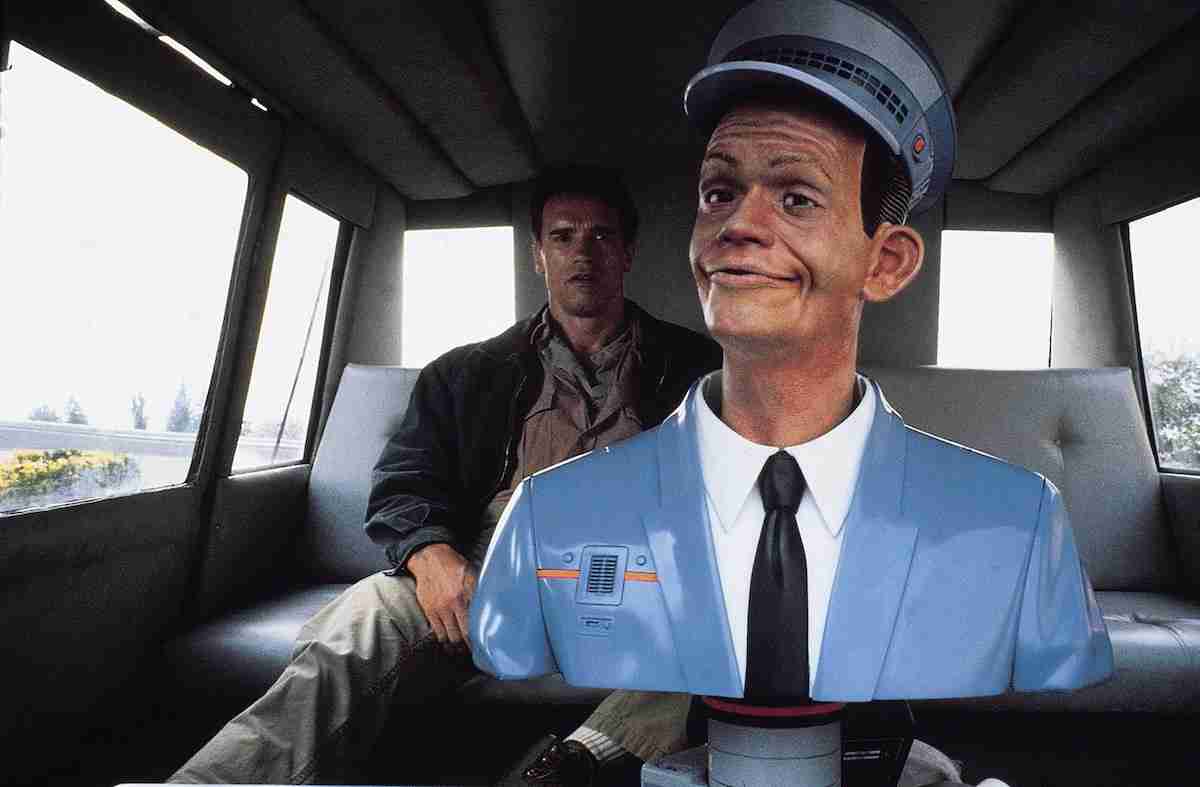 運転している時に助手席でされるとイラッとすること
