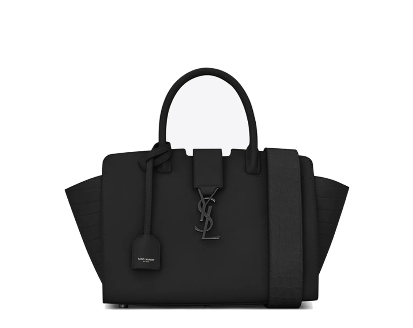 バッグが大好きです👜